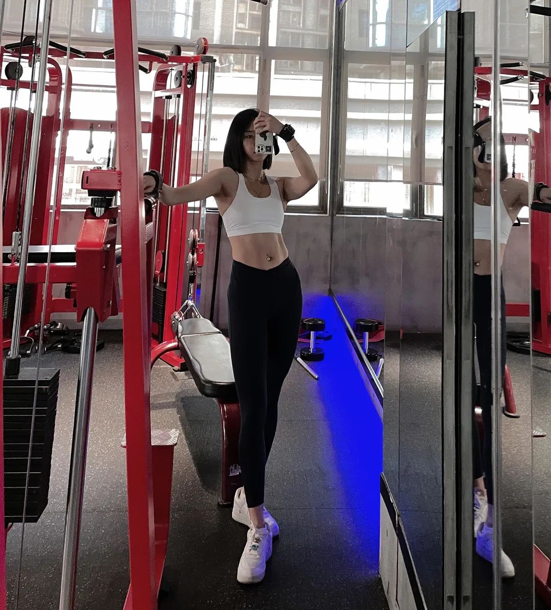 妈妈健身被_健身妈妈说说_健身妈妈抱孩子